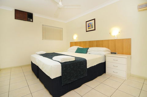 Cairns Queenslander Hotel & Apartments - Perths Hotel 18