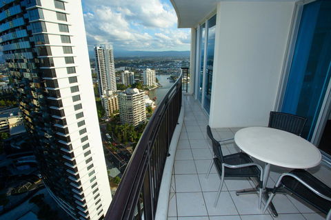 Chevron Renaissance - Private Apartments - Perths Hotel 33