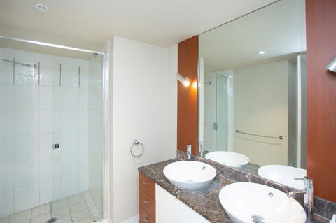 Chevron Renaissance - Private Apartments - Perths Hotel 3