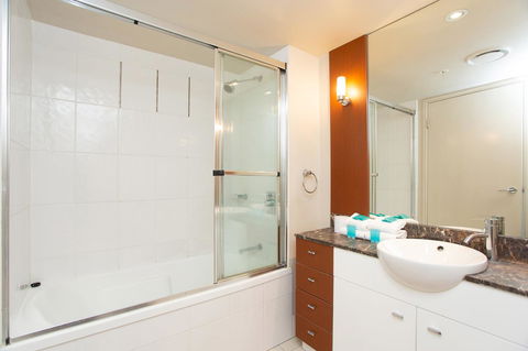 Chevron Renaissance - Private Apartments - Perths Hotel 14