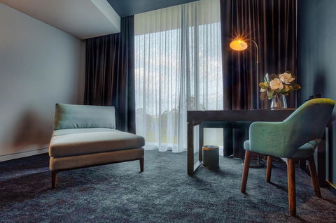 Eatons Hill Hotel - Perths Hotel 21