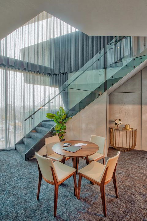 Eatons Hill Hotel - Perths Hotel 8