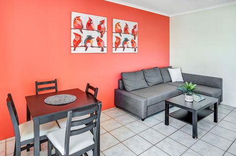 Coral Tree Inn - Perths Hotel 14