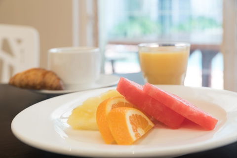 Coral Tree Inn - Perths Hotel 35