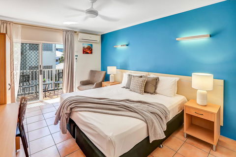 Coral Tree Inn - Perths Hotel 0