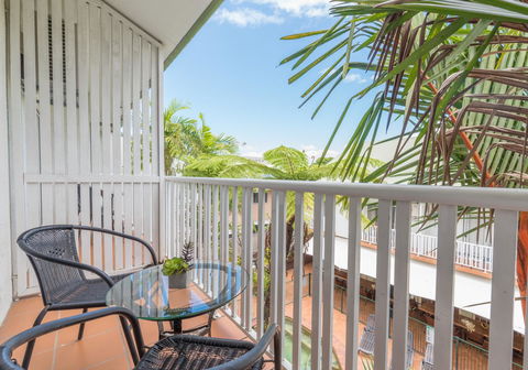 Coral Tree Inn - Perths Hotel 43