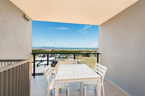 Pacific Sands Apartments Mackay - Perths Hotel 2