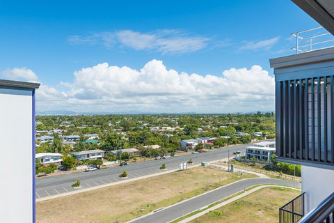 Pacific Sands Apartments Mackay - Perths Hotel 9