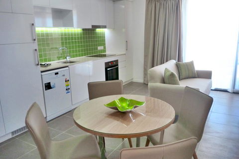 Pacific Sands Apartments Mackay - Perths Hotel 13