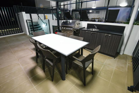 Pacific Sands Apartments Mackay - Perths Hotel 26