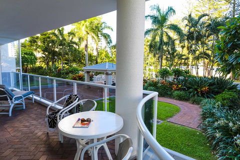 Oscar On Main Beach Resort - Perths Hotel 24
