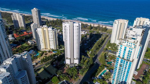 Oscar On Main Beach Resort - Perths Hotel 0