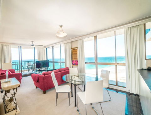 Capricorn One Beachside Holiday Apartments - Official - Perths Hotel 1