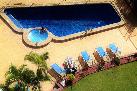 Equinox Resort - Perths Hotel 7