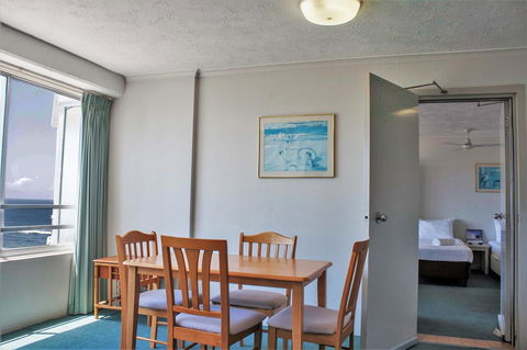 Equinox Resort - Perths Hotel 12