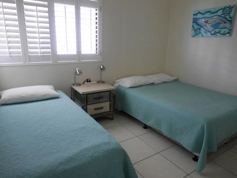 Cylinder Beach Mooloomba Unit 3 - Perths Hotel 9