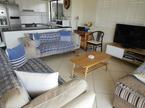 Cylinder Beach Mooloomba Unit 3 - Perths Hotel 4