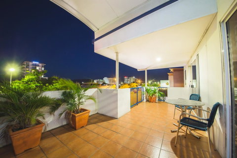 Cosmopolitan Motel & Serviced Apartments - Perths Hotel 10
