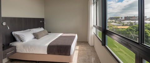 Sunshine Tower Hotel - Perths Hotel 19