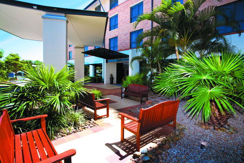 Mercure Brisbane Garden City - Perths Hotel 10