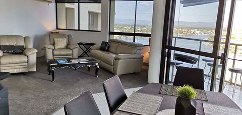 Surfers Hawaiian Holiday Apartments - Perths Hotel 4