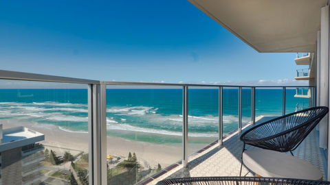 Hi Surf Beachfront Resort Apartments - Perths Hotel 0