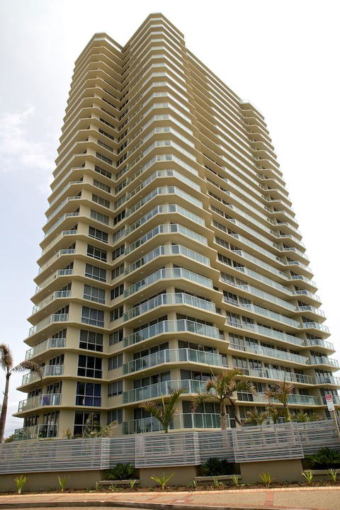 Hi Surf Beachfront Resort Apartments - Perths Hotel 43