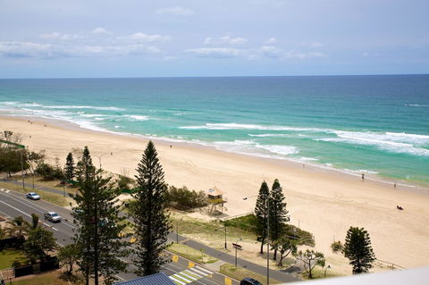 Hi Surf Beachfront Resort Apartments - Perths Hotel 35