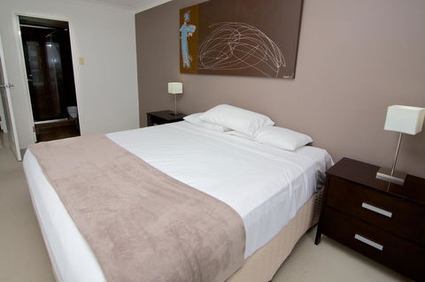 Hi Surf Beachfront Resort Apartments - Perths Hotel 44