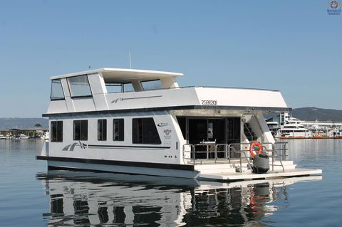 Coomera Houseboats - Perths Hotel 39