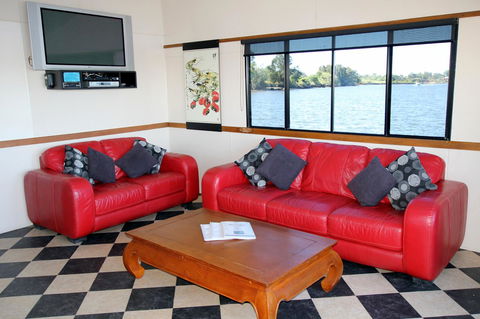Coomera Houseboats - Perths Hotel 17