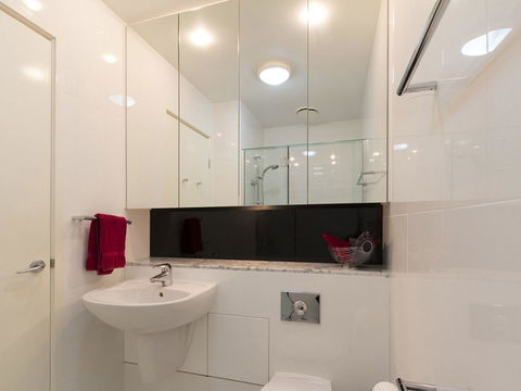 Felix 374 FF Apartment - Perths Hotel 12