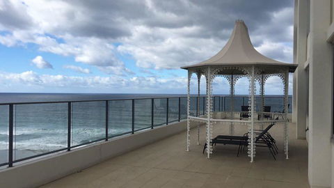 The Penthouses Apartments - Perths Hotel 13