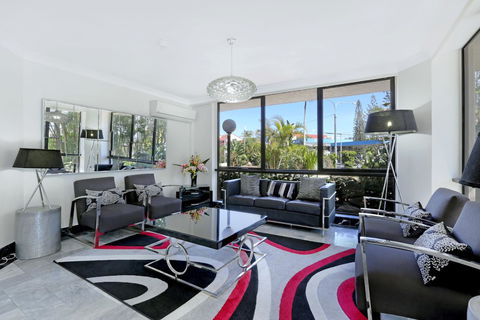 Genesis Apartments By Gold Coast Premium - Perths Hotel 6