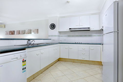Genesis Apartments By Gold Coast Premium - Perths Hotel 23