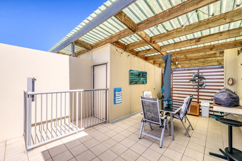 On The Beach Resort Bribie Island - Perths Hotel 24