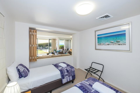 On The Beach Resort Bribie Island - Perths Hotel 18