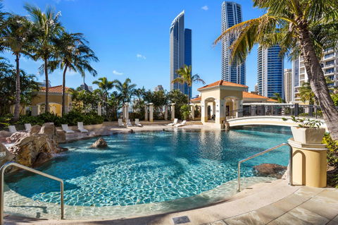 Holiday Holiday Chevron Renaissance Apartments - Perths Hotel 3