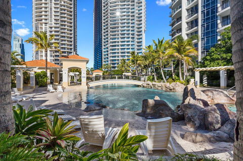 Holiday Holiday Chevron Renaissance Apartments - Perths Hotel 16