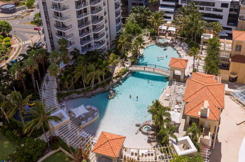 Holiday Holiday Chevron Renaissance Apartments - Perths Hotel 10