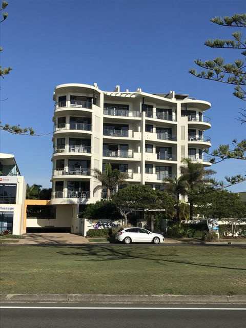 Meridian Alex Beach Apartments - Perths Hotel 0