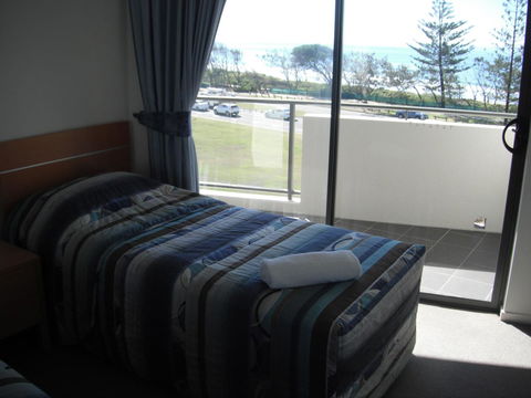 Meridian Alex Beach Apartments - Perths Hotel 21