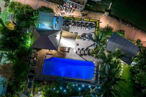 Moorings On Cavill Surfers Paradise - Perths Hotel 42