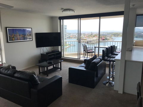 Moorings On Cavill Surfers Paradise - Perths Hotel 41