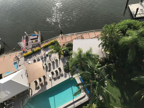 Moorings On Cavill Surfers Paradise - Perths Hotel 35
