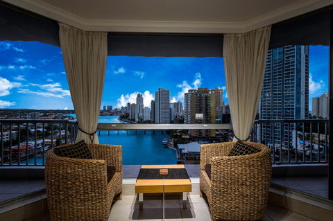 Moorings On Cavill Surfers Paradise - Perths Hotel 2