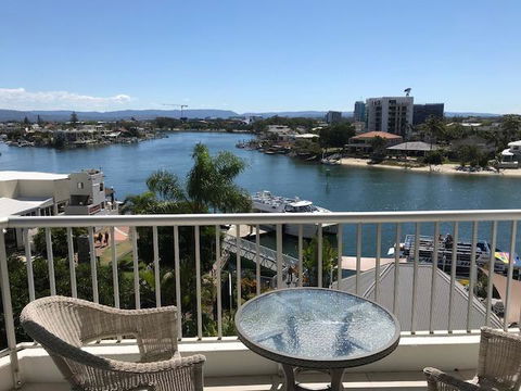 Moorings On Cavill Surfers Paradise - Perths Hotel 15