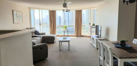 Moorings On Cavill Surfers Paradise - Perths Hotel 23
