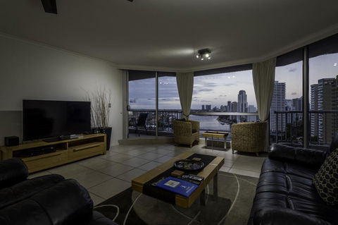 Moorings On Cavill Surfers Paradise - Perths Hotel 4