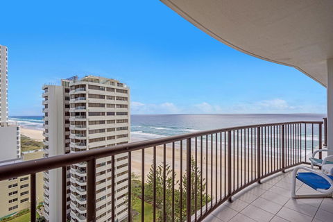 Surfers Aquarius On The Beach - Perths Hotel 40